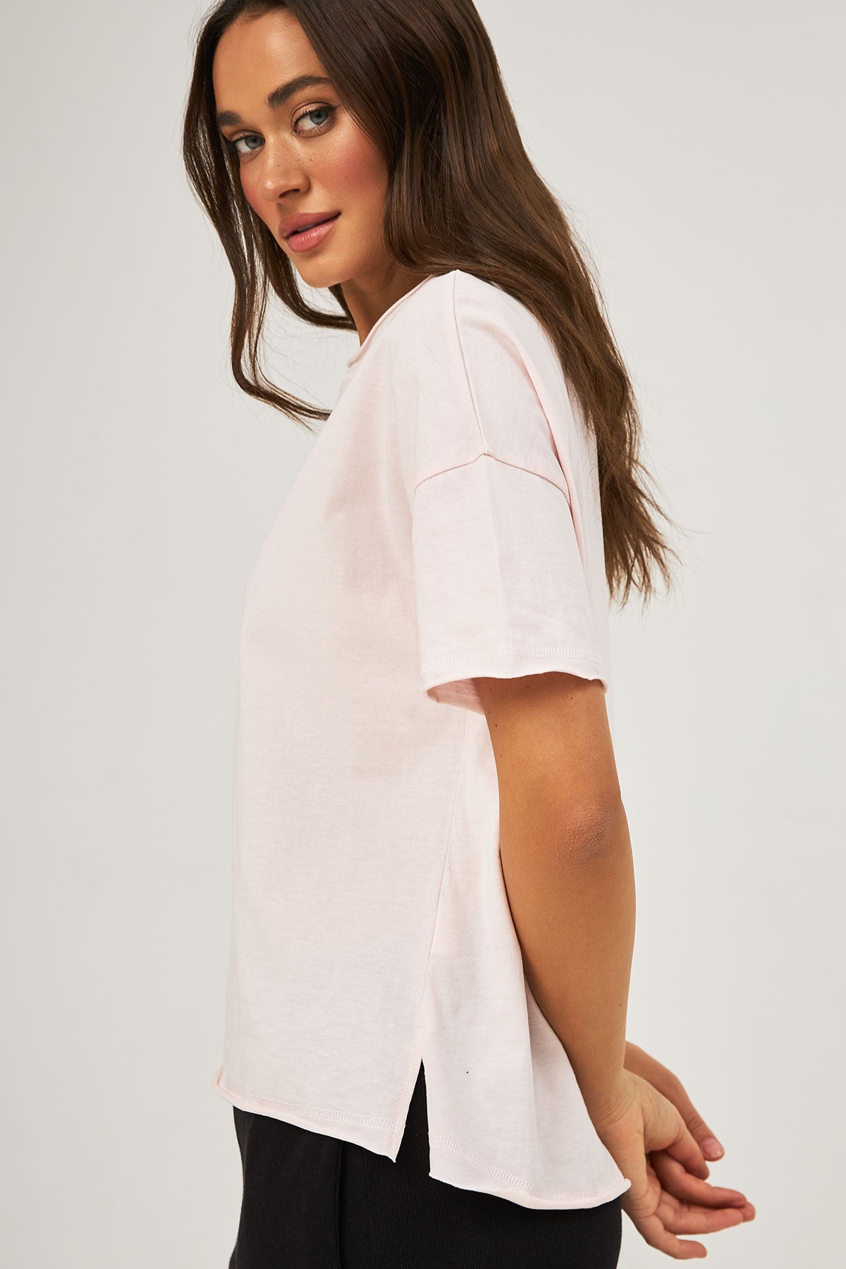 Tricou oversize cu șlițuri