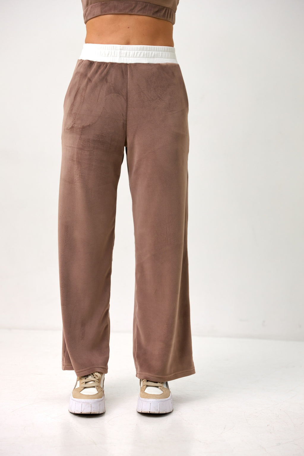 Pantaloni din catifea cu cordon alb