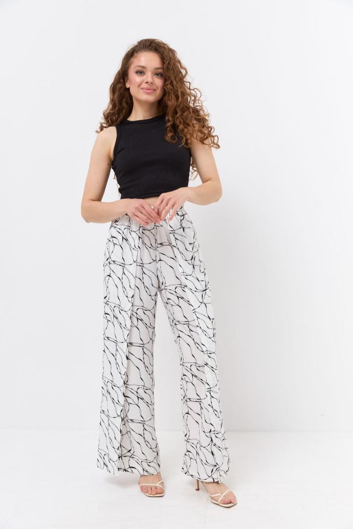 Pantaloni palazzo cu efect petrecut