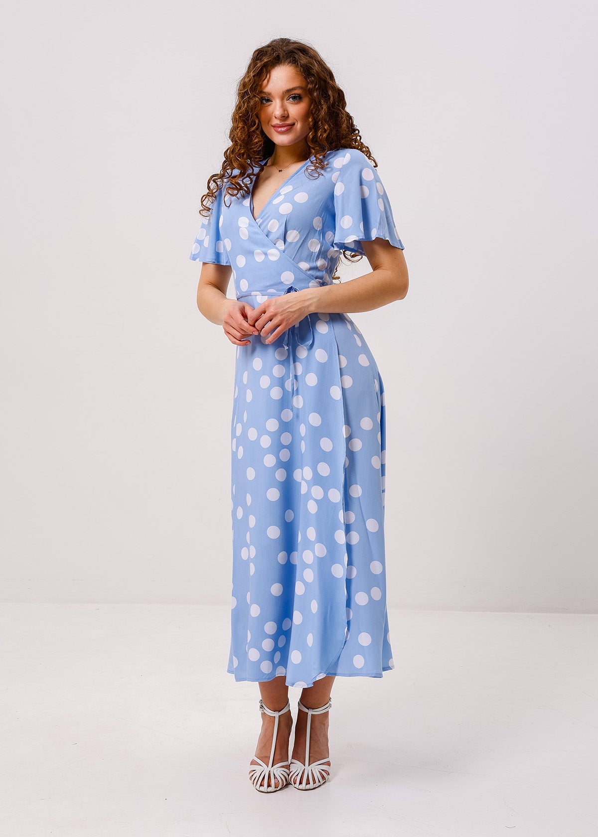 Rochie maxi petrecută cu buline