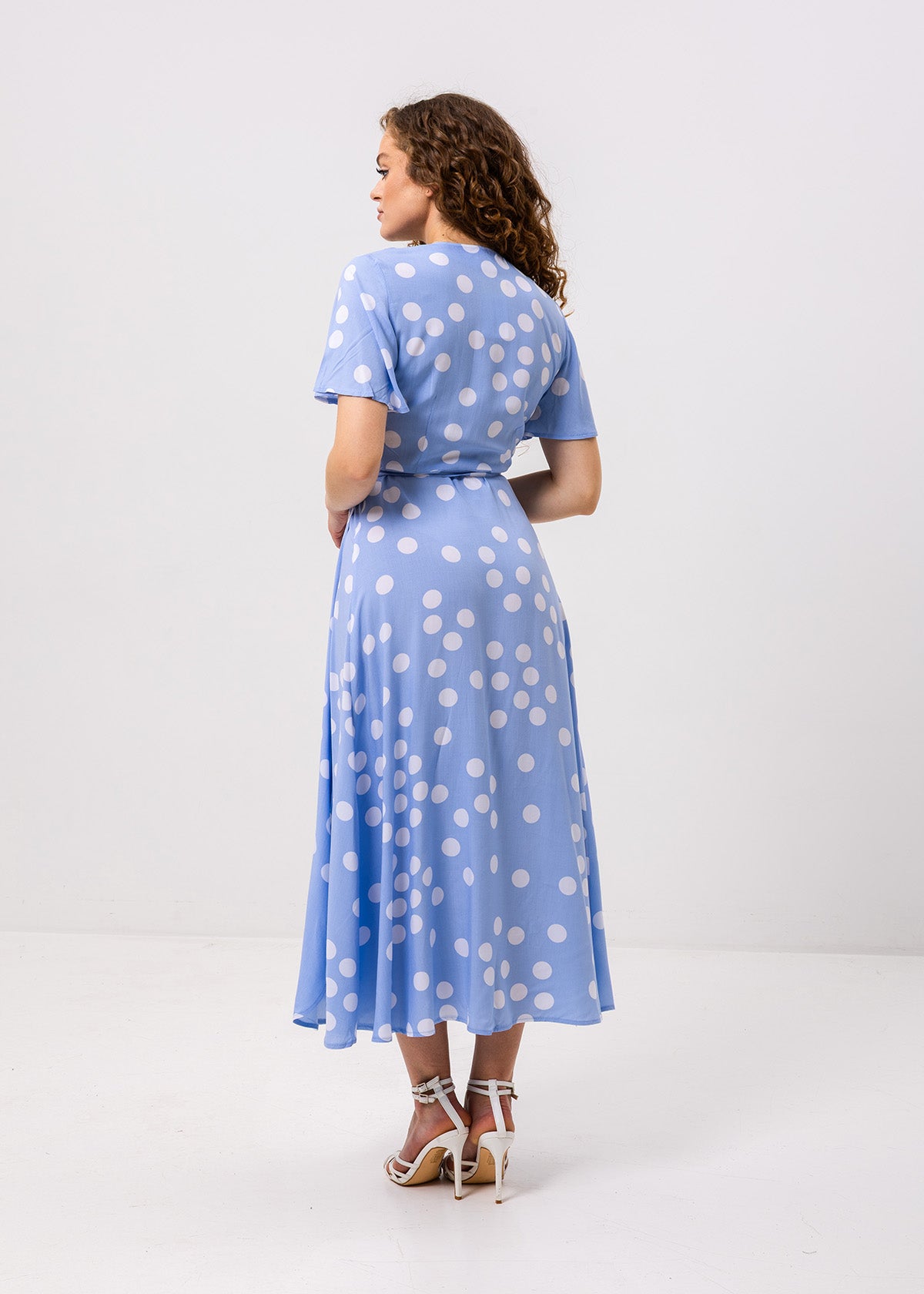 Rochie maxi petrecută cu buline