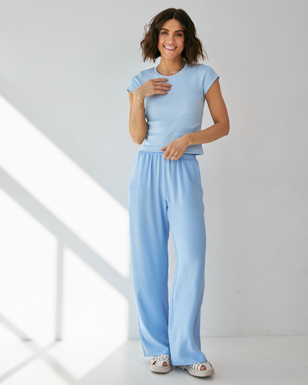 Tricou din tricot reiat cu mânecă scurtă