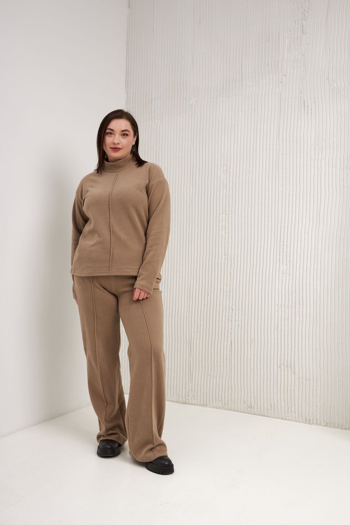 Pantaloni drepți din tricot călduros