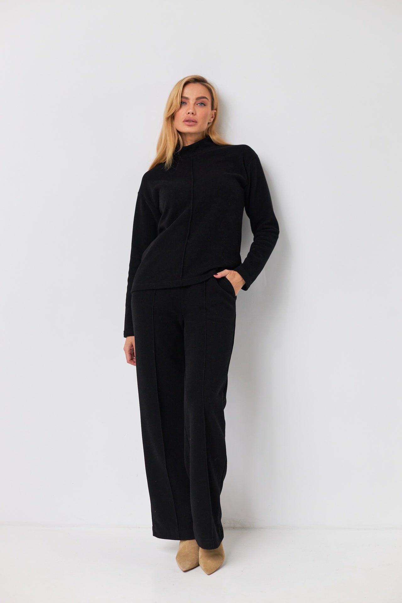 Pantaloni drepți din tricot călduros