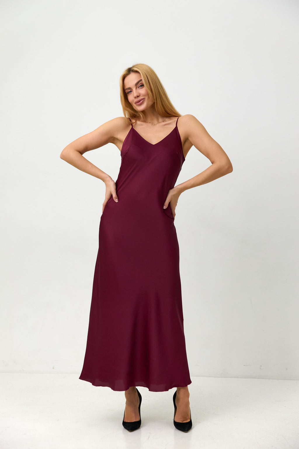Rochie maxi tip combinație din satin, de ocazie