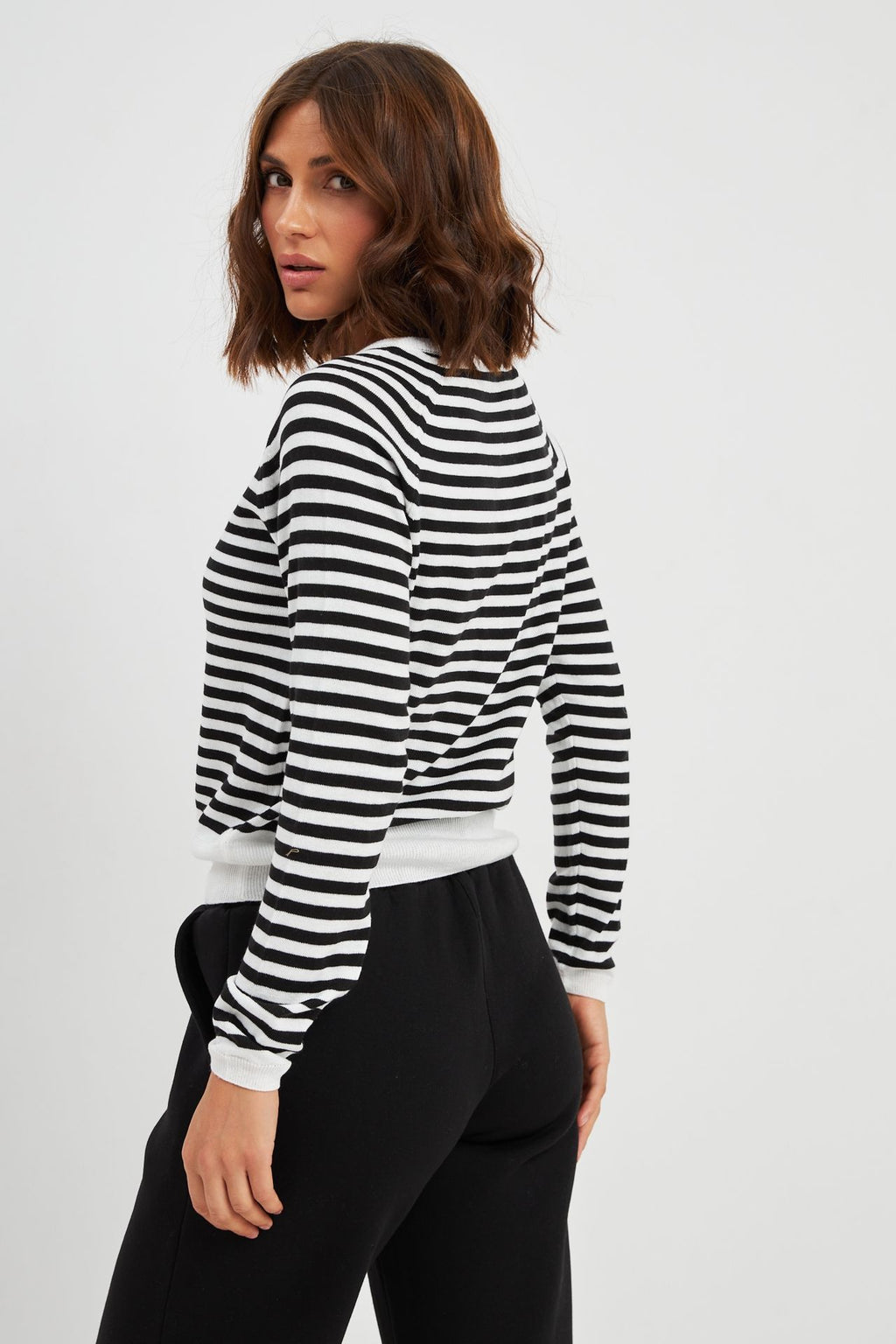 Pulover raglan în dungi