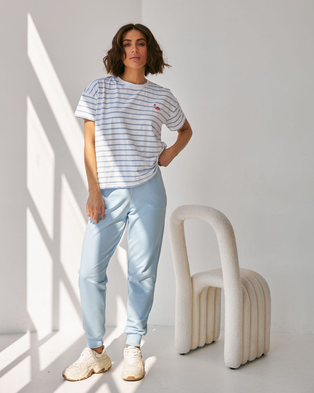 Tricou în dungi cu broderie Flamingo