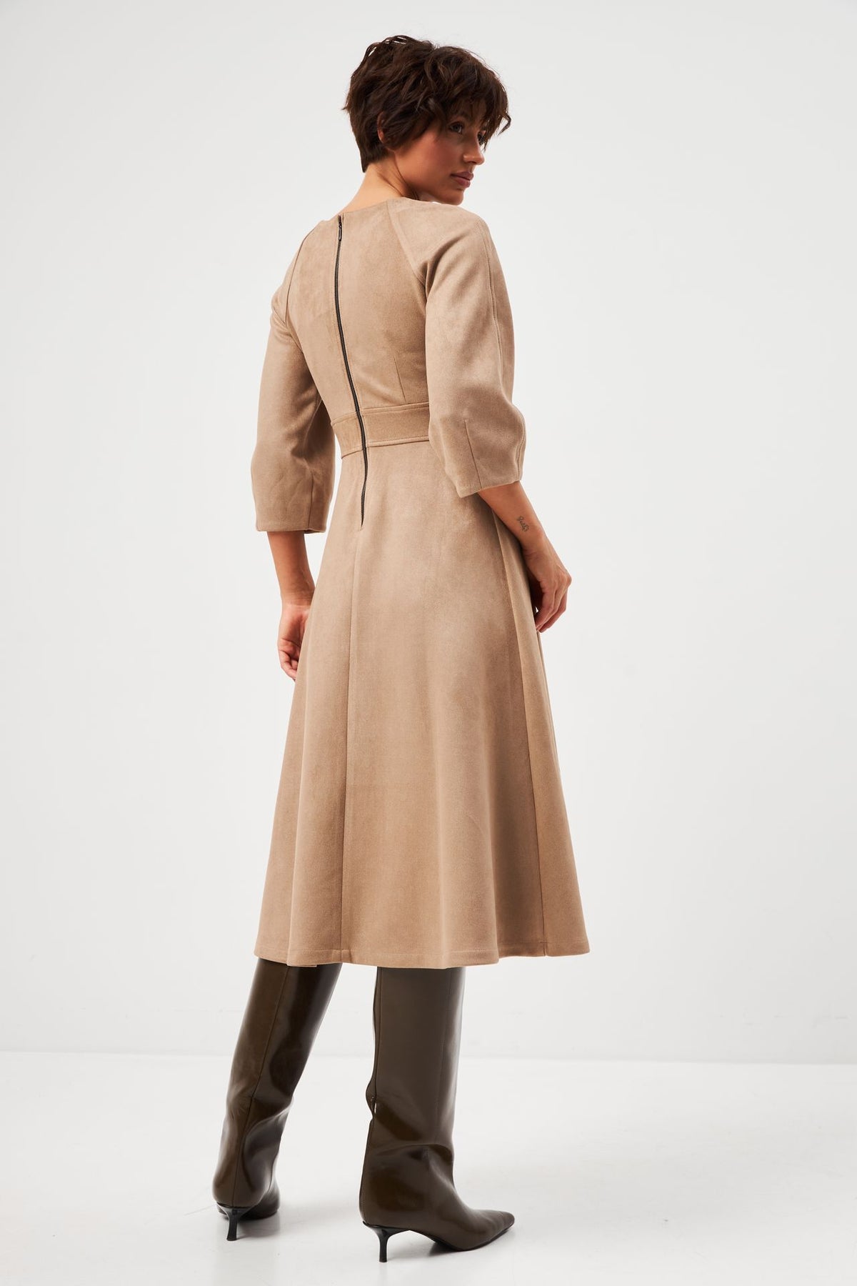 Rochie din piele întoarsă