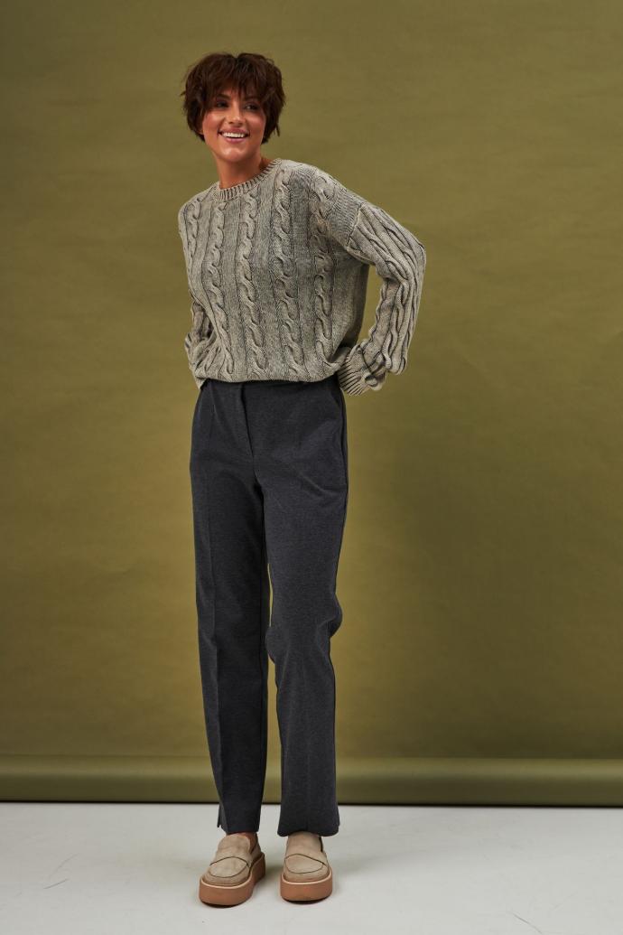 Pantaloni din stofă