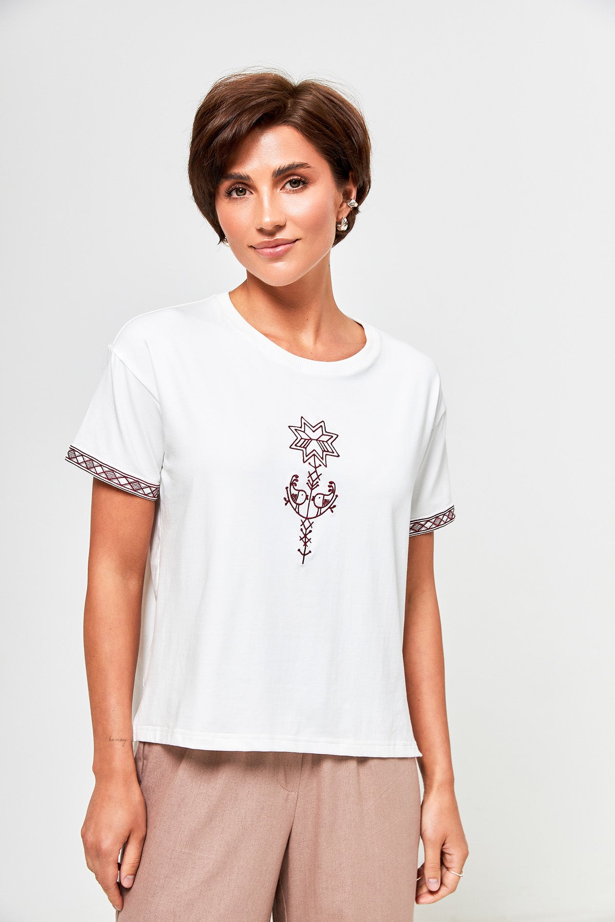 Tricou cu broderie Pictură Petrykivka