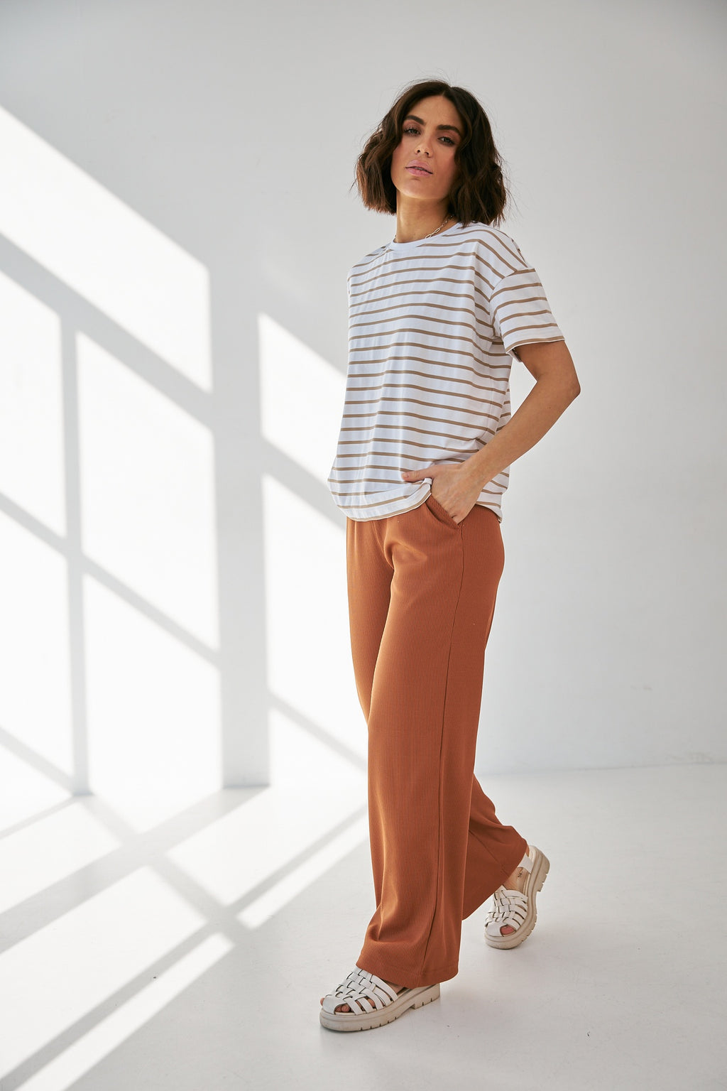 Tricou lejer în dungi