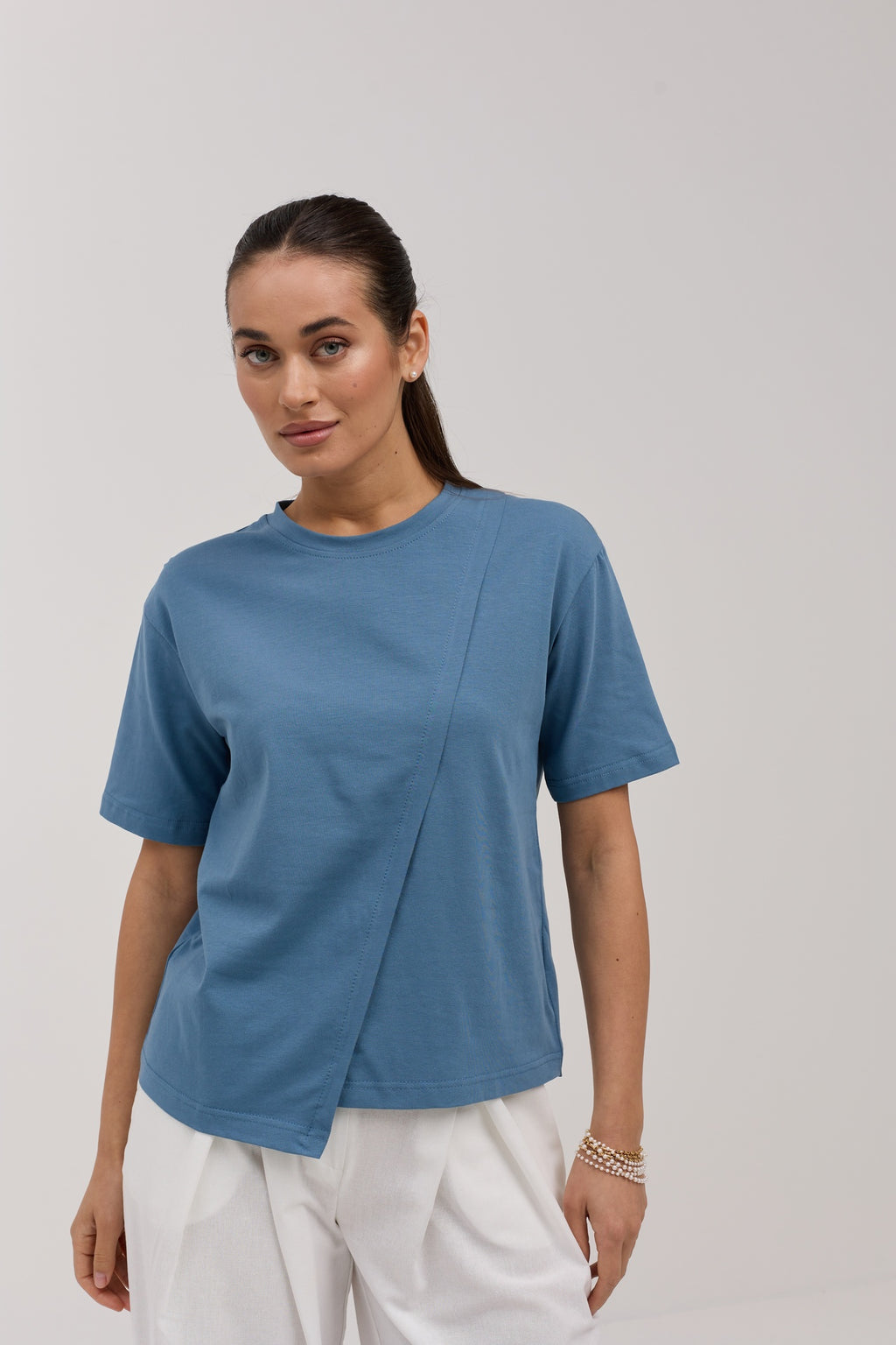 Tricou damă cu tiv asimetric