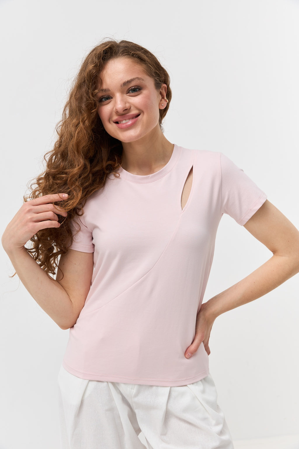 Tricou cu decolteu