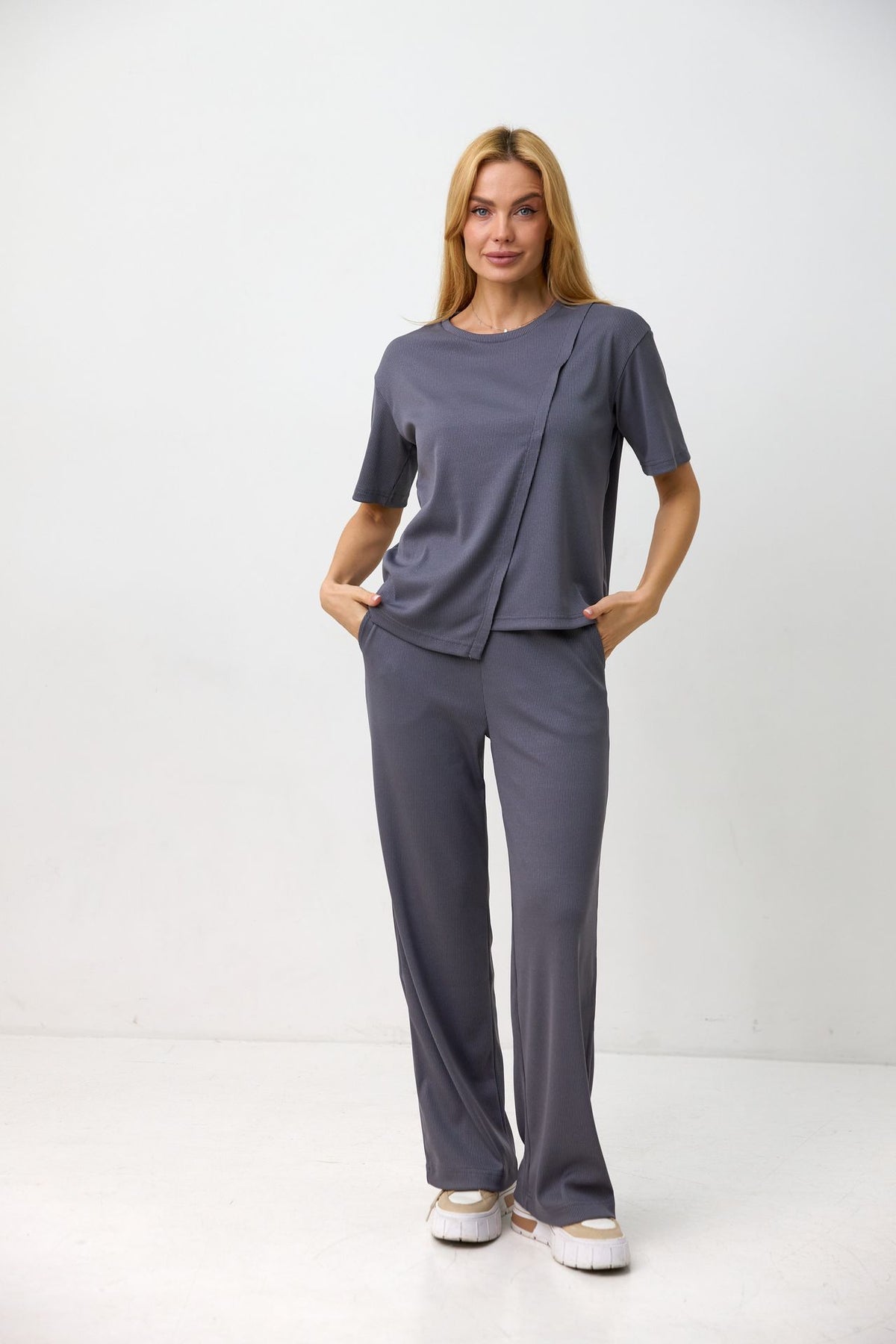Tricou asimetric