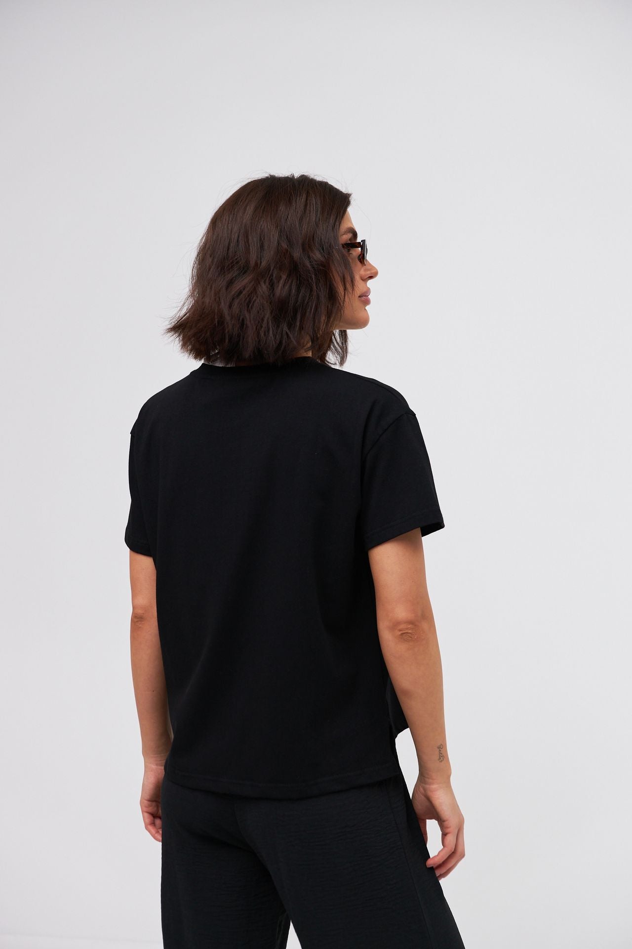Tricou cu șlițuri