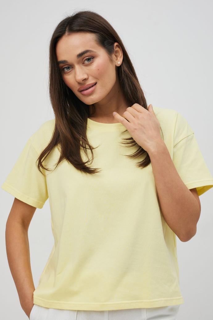 Tricou cu șlițuri