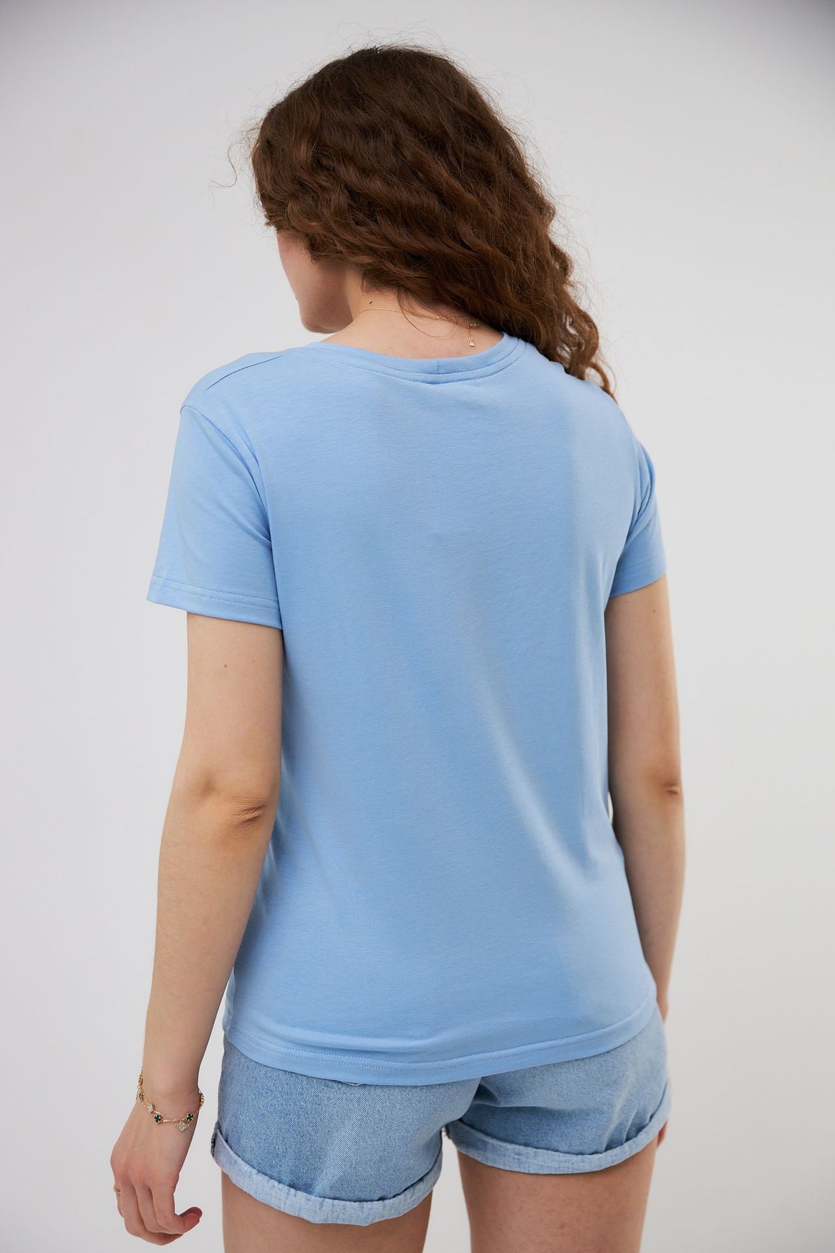 Tricou cu decolteu în V