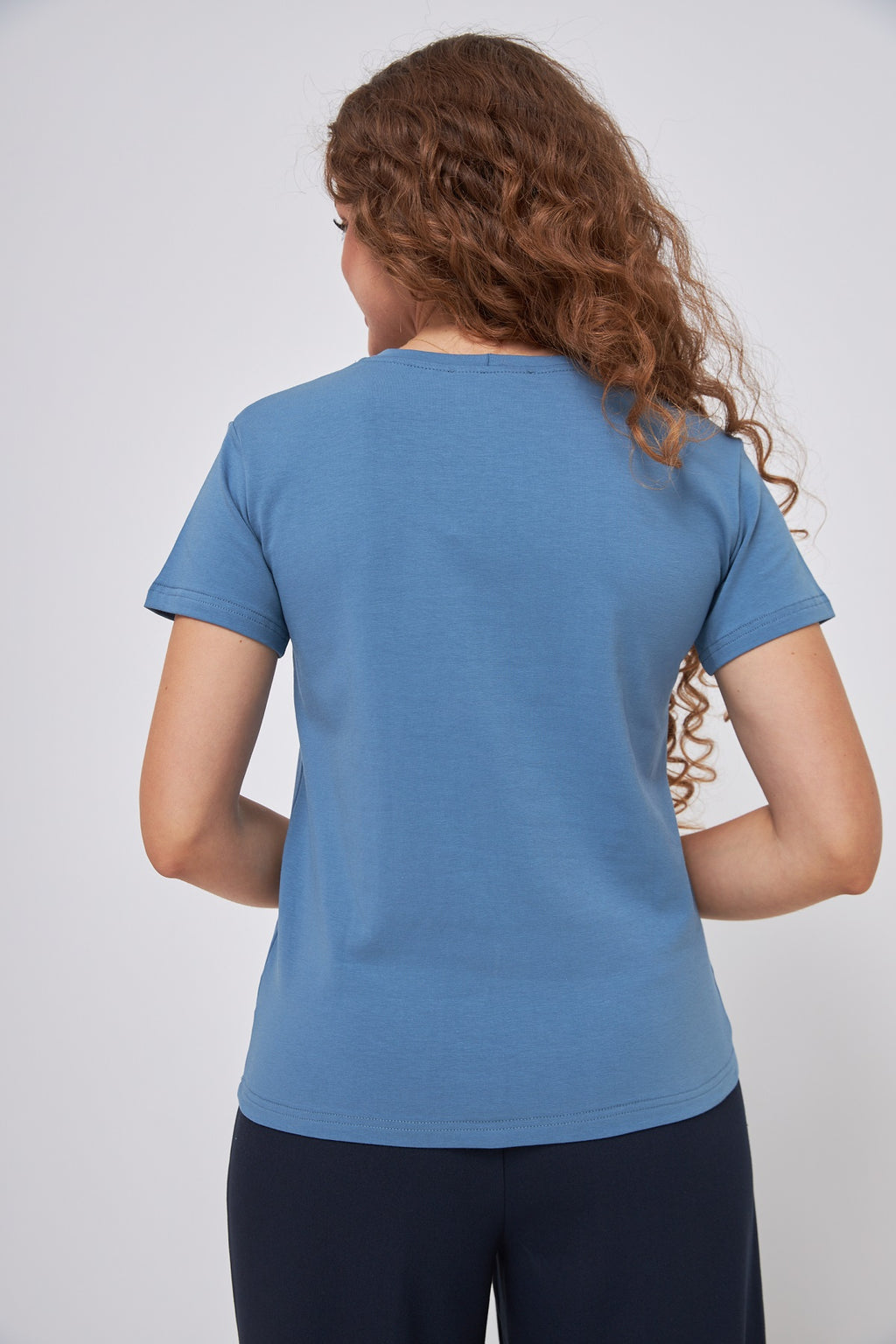 Tricou cu decolteu în V