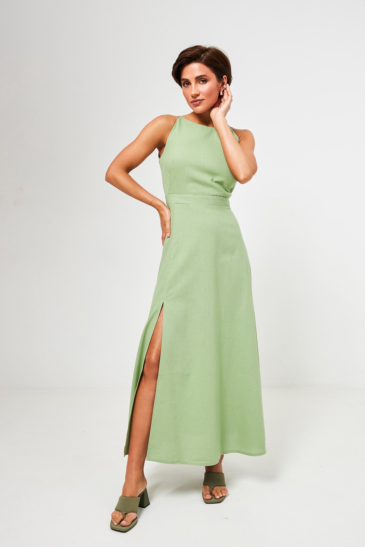 Rochie maxi cu in și șliț