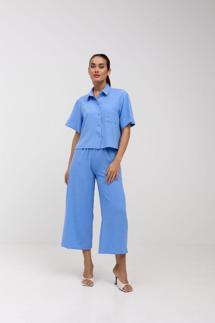 Pantaloni culotte din crep cu buzunare