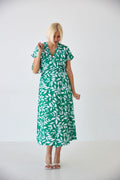 Rochie midi cu bust petrecut și imprimeu floral