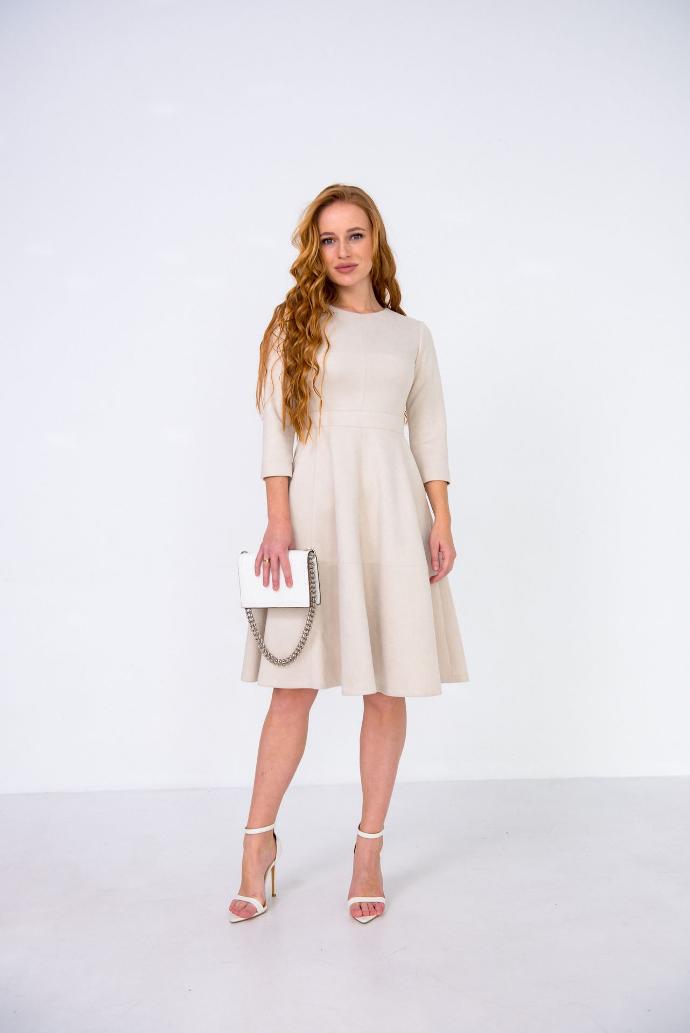 Rochie evazată din piele întoarsă