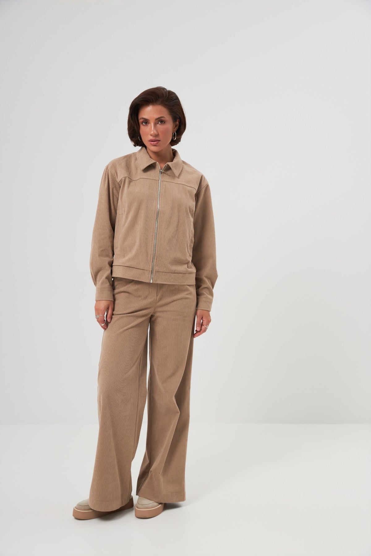 Pantaloni palazzo din catifea raiată Claire