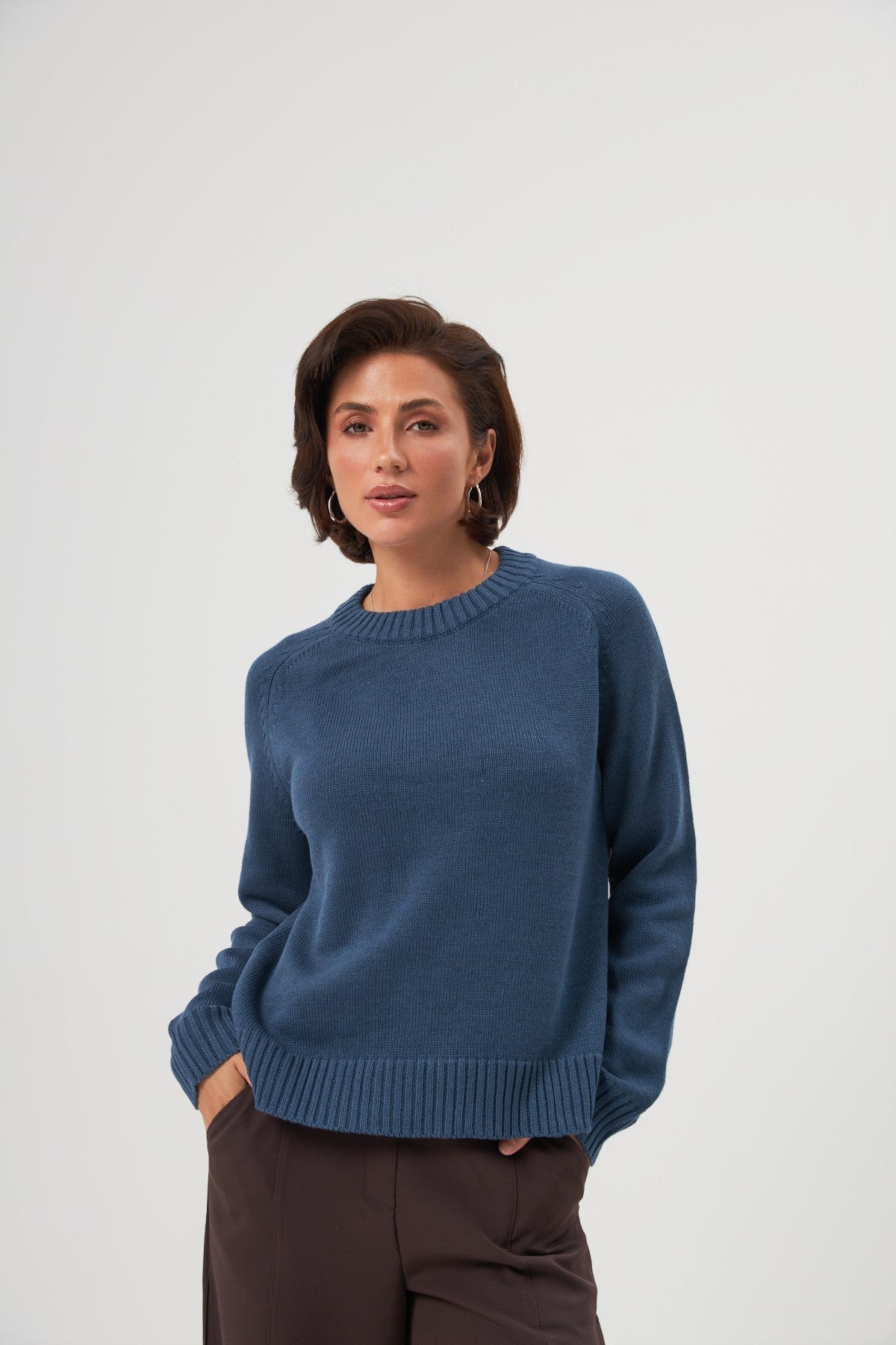 Pulover tricotat cu mânecă raglan