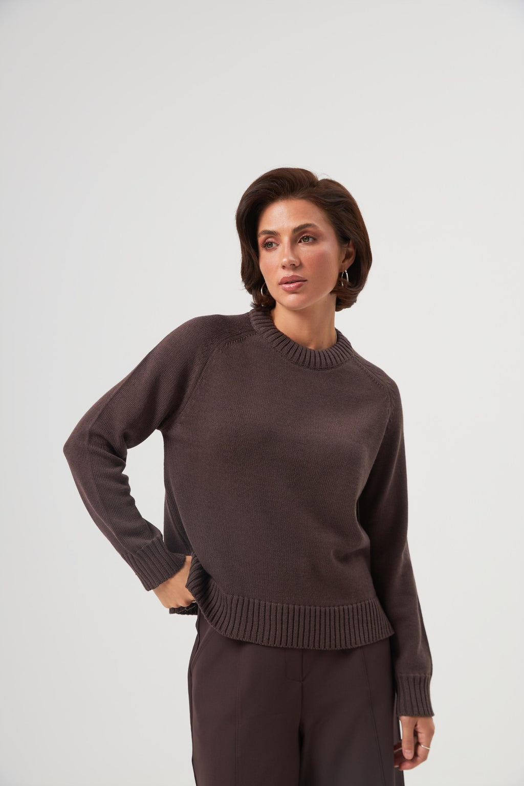 Pulover tricotat cu mânecă raglan