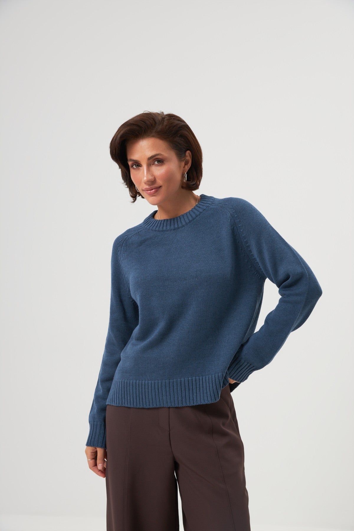 Pulover tricotat cu mânecă raglan
