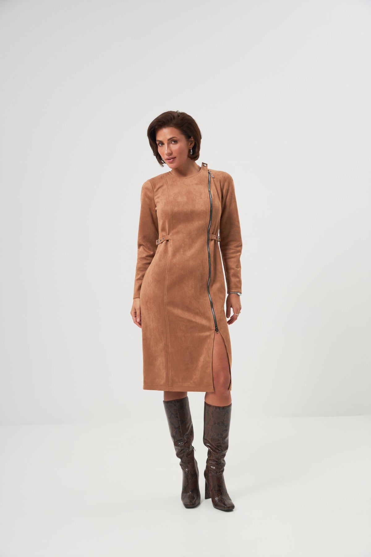 Rochie midi cu fermoar și catarame