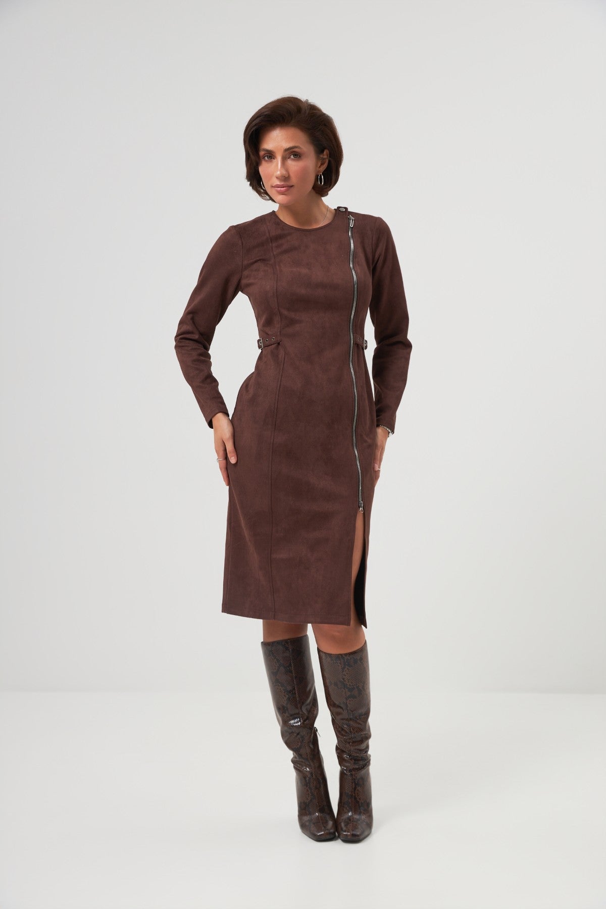Rochie midi cu fermoar și catarame