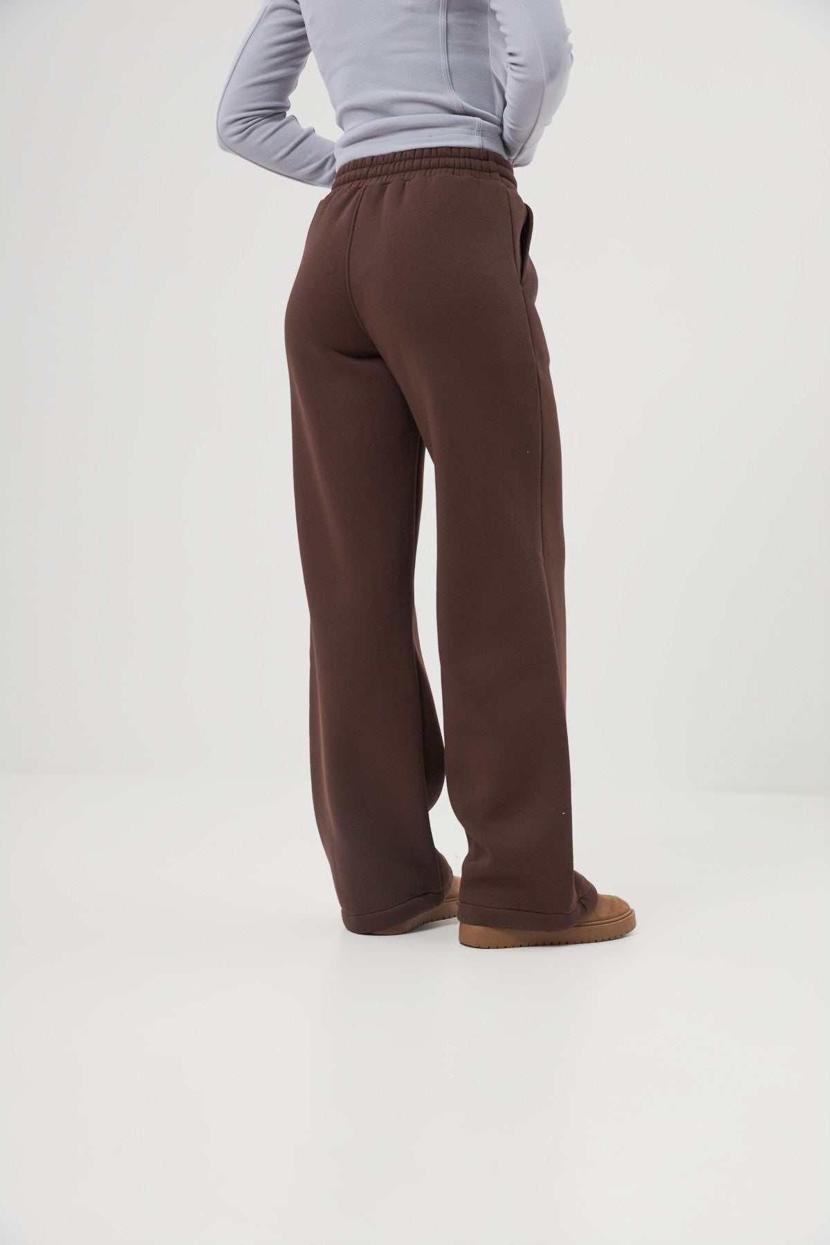 Pantaloni palazzo cu șnur culisant la bază