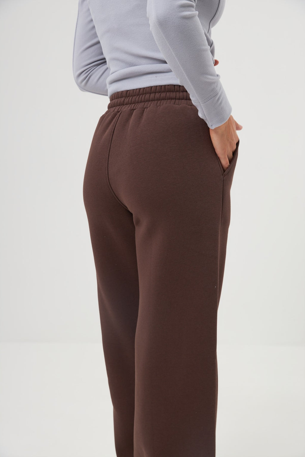 Pantaloni palazzo cu șnur culisant la bază