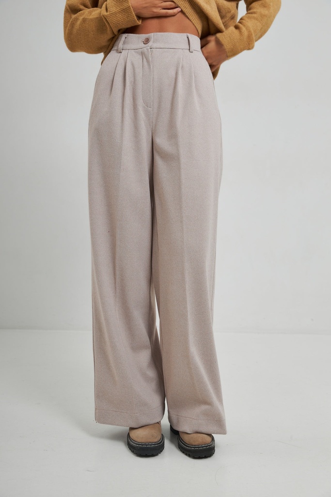 Pantaloni largi cu pliuri „KAILI”