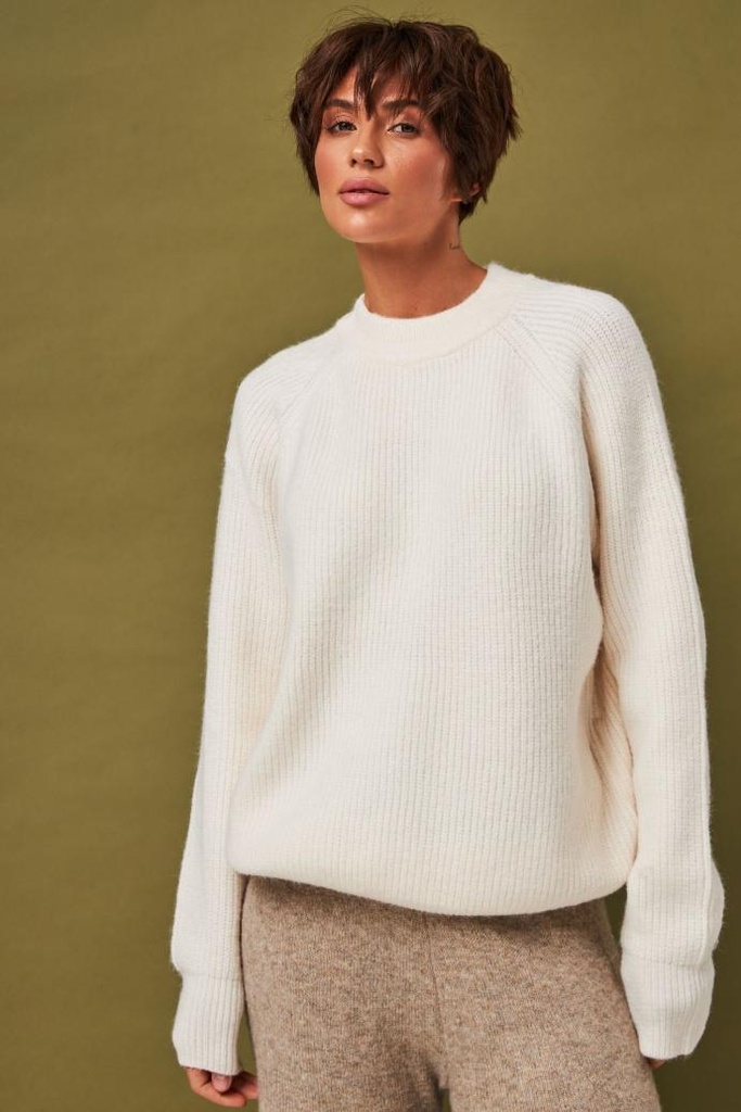 Raglan sweater