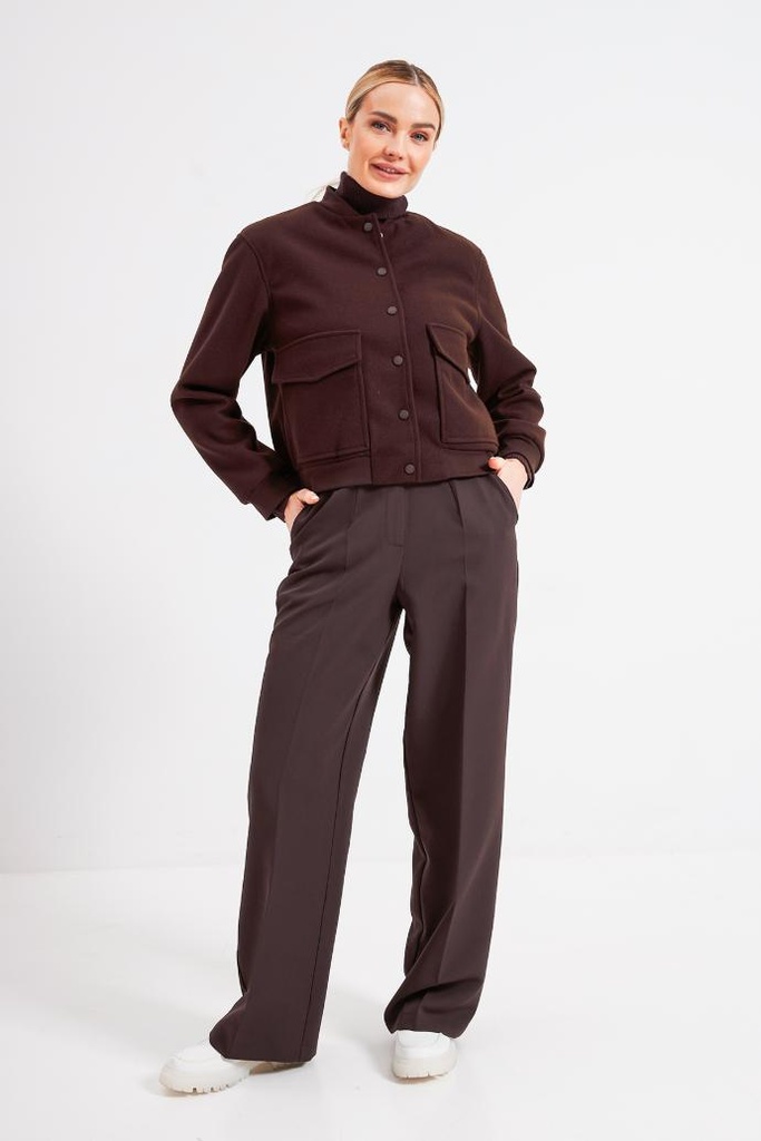 Бомбер з кишенями клапанами