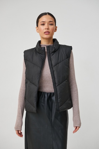 Short vest